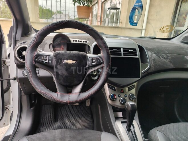 Chevrolet Aveo 2012, 168,234 km - 1.4 л - Salyan