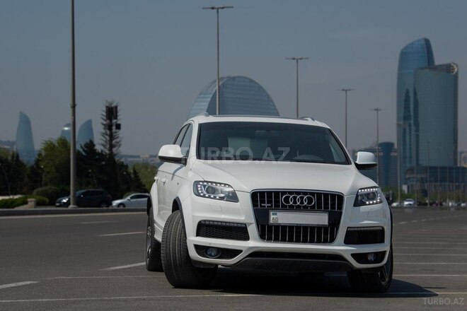 Audi Q7 2014, 185,000 km - 3.0 l - Bakı