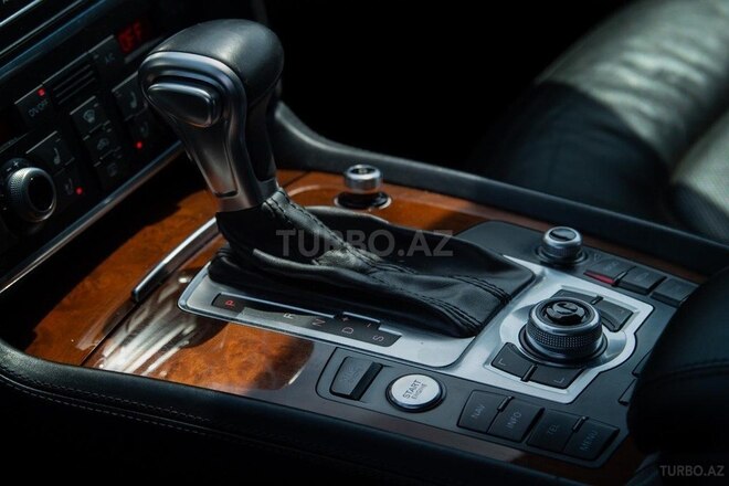 Audi Q7 2014, 185,000 km - 3.0 l - Bakı