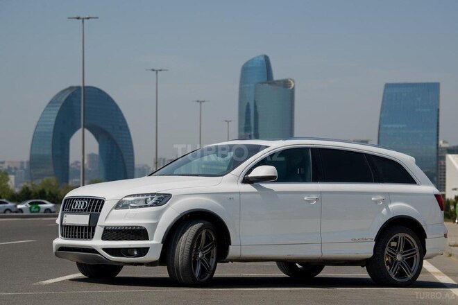 Audi Q7 2014, 185,000 km - 3.0 l - Bakı