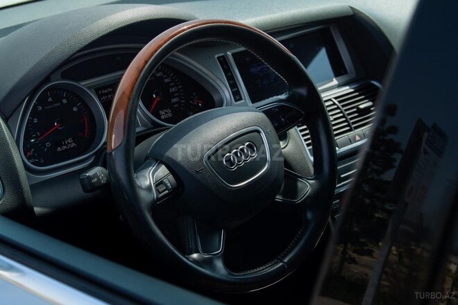 Audi Q7 2014, 185,000 km - 3.0 l - Bakı
