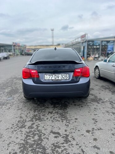 Chevrolet Cruze-2