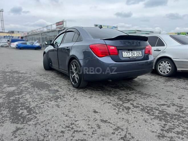 Chevrolet Cruze-6