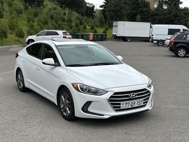 Hyundai Elantra 2018, 111,200 km - 2.0 l - Bakı