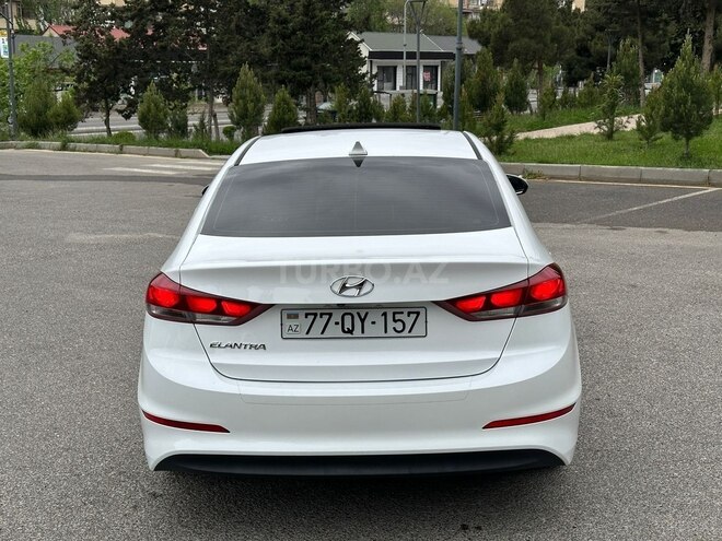 Hyundai Elantra 2018, 111,200 km - 2.0 l - Bakı