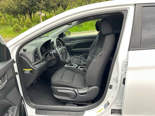 Hyundai Elantra 2018, 111,200 km - 2.0 l - Bakı