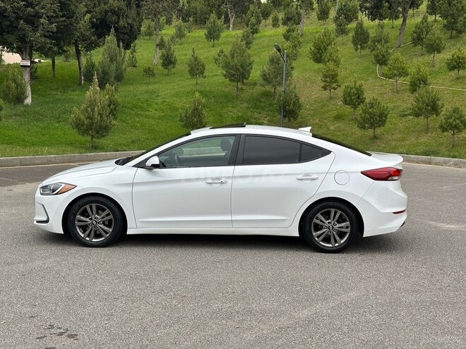 Hyundai Elantra 2018, 111,200 km - 2.0 l - Bakı