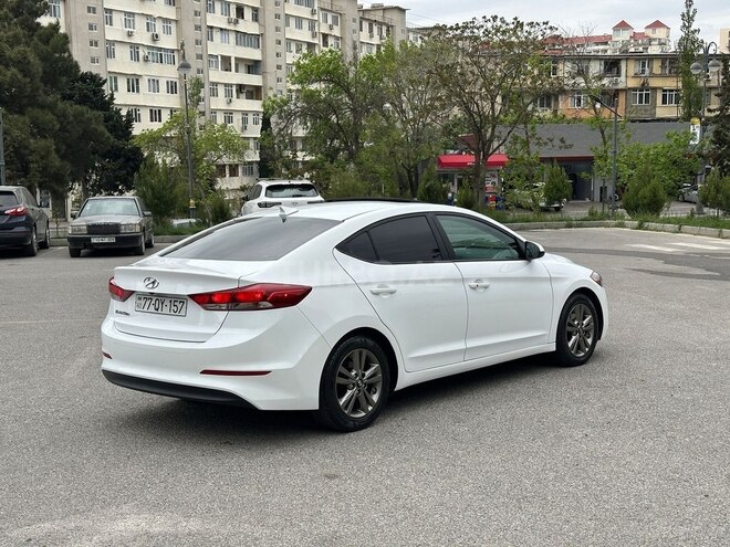Hyundai Elantra 2018, 111,200 km - 2.0 l - Bakı