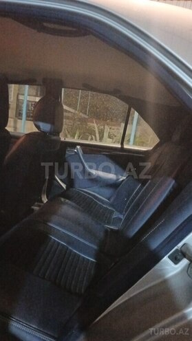 Mercedes E 240 1998, 219,575 km - 2.4 l - İmişli