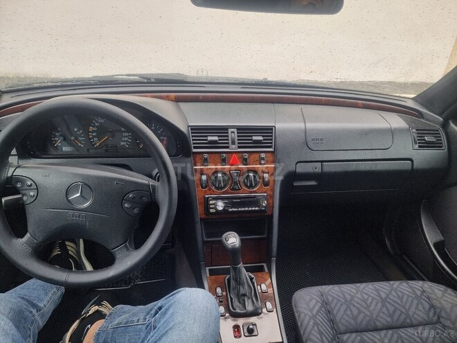 Mercedes C 240 1998, 480,000 km - 2.4 l - Göyçay