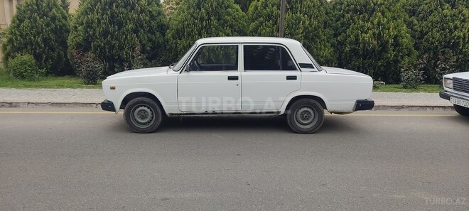LADA (VAZ) 2107 2010, 95,000 km - 1.6 l - Füzuli
