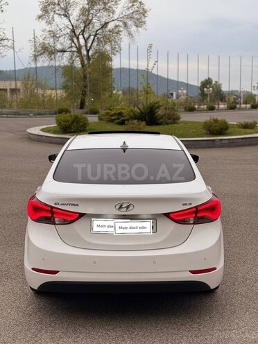 Hyundai Elantra 2014, 170,000 km - 1.8 л - Qəbələ