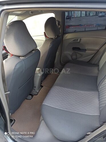 Honda Insight 2010, 175,000 km - 1.3 l - Sumqayıt