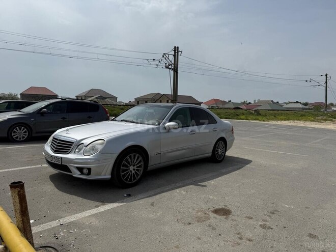 Mercedes E 320 2002, 240,000 km - 3.2 l - Bakı