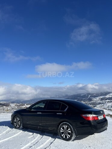 Honda Accord 2015, 289,682 km - 2.4 l - Qusar