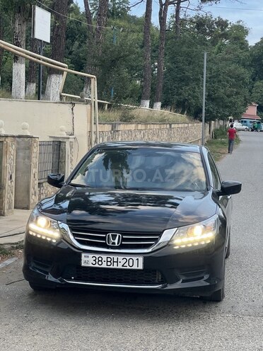 Honda Accord 2015, 289,682 km - 2.4 l - Qusar