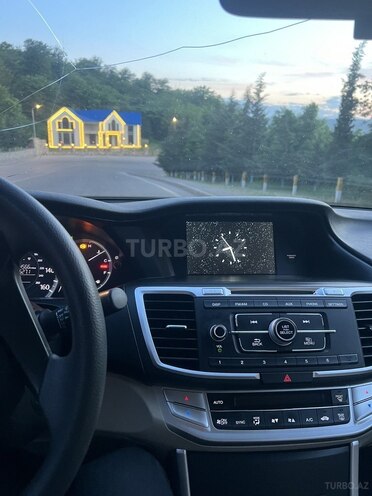 Honda Accord 2015, 289,682 km - 2.4 l - Qusar