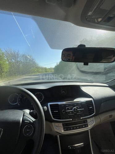 Honda Accord 2015, 289,682 km - 2.4 l - Qusar