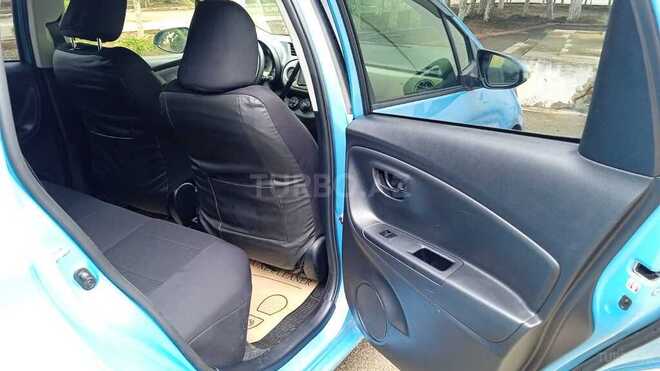 Toyota Vitz 2015, 61,000 km - 1.0 л - Bakı