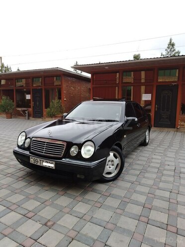Mercedes E 240 1999, 312,215 km - 2.4 l - Şirvan