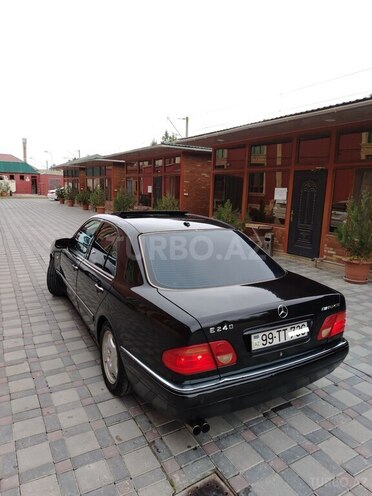 Mercedes E 240 1999, 312,215 km - 2.4 l - Şirvan