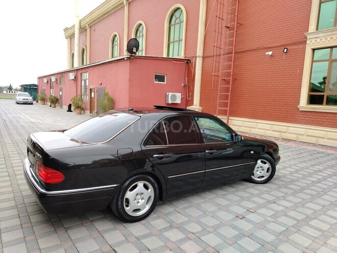 Mercedes E 240 1999, 312,215 km - 2.4 l - Şirvan