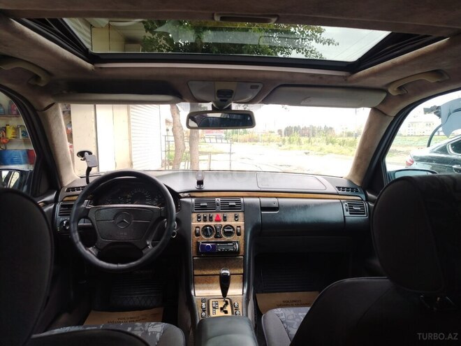 Mercedes E 240 1999, 312,215 km - 2.4 l - Şirvan