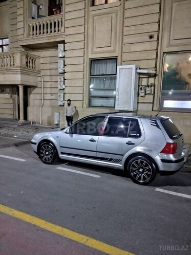 Volkswagen Golf 2000, 385,000 km - 1.6 л - Sumqayıt