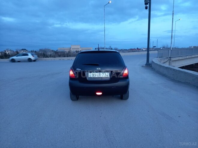 Kia Rio 2006, 245,000 km - 1.4 l - Salyan