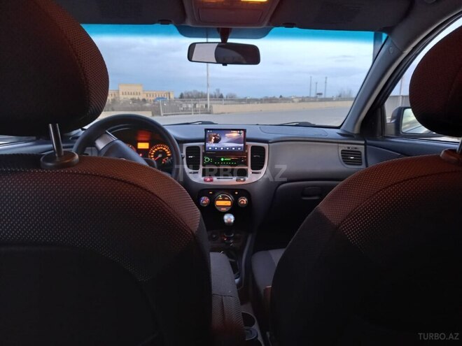 Kia Rio 2006, 245,000 km - 1.4 l - Salyan