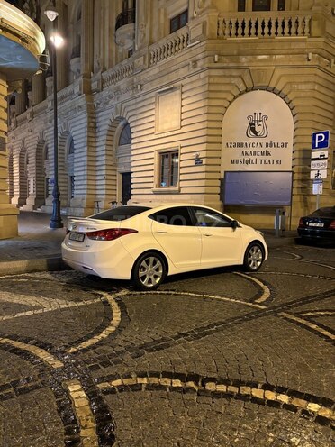 Hyundai Elantra 2012, 236,000 km - 1.8 l - Bakı