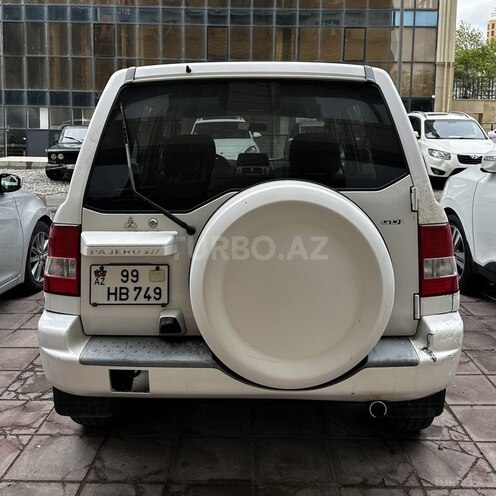 Mitsubishi Pajero io 2004, 175,000 km - 2.0 л - Bakı