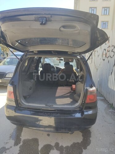 Kia Carens 2003, 500,000 km - 2.0 l - Bakı