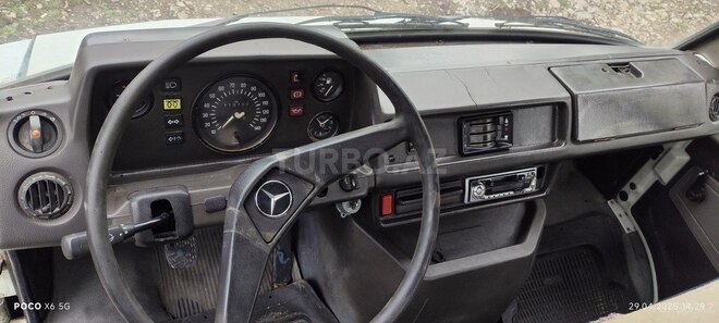 Mercedes 208 D 1989, 286,544 km - 2.3 л - Göyçay