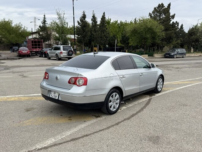 Volkswagen Passat 2005, 289,000 km - 2.0 l - Sumqayıt