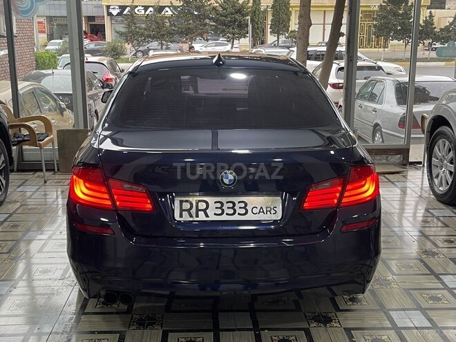 BMW 528-8