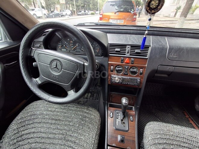 Mercedes C 180 1997, 250,000 km - 1.8 l - Sumqayıt