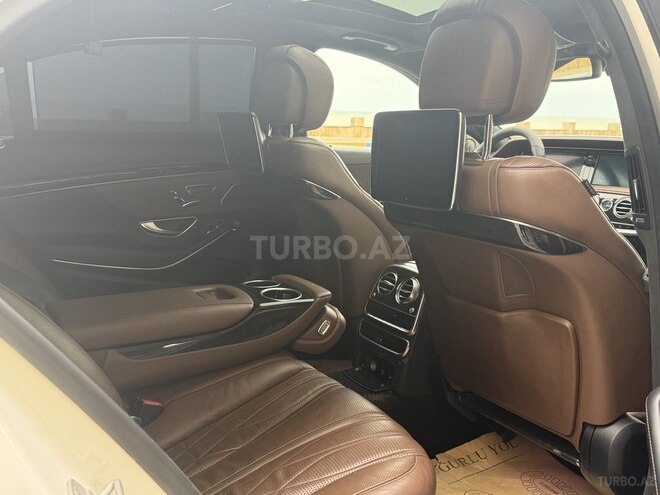 Mercedes  2015, 17,270 km - 5.5 l - Bakı