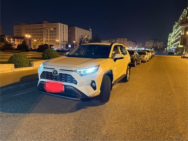 Toyota RAV4 2021, 75,000 km - 2.0 l - Bakı