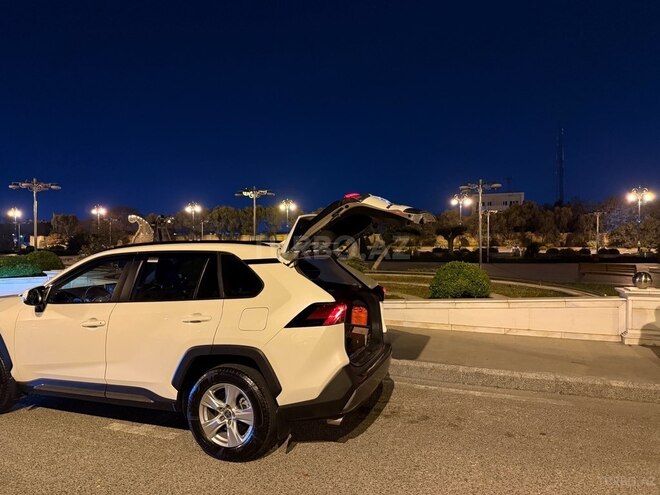 Toyota RAV4 2021, 75,000 km - 2.0 l - Bakı