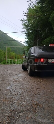 Mercedes 190 1986, 200,000 km - 2.0 l - Şəki