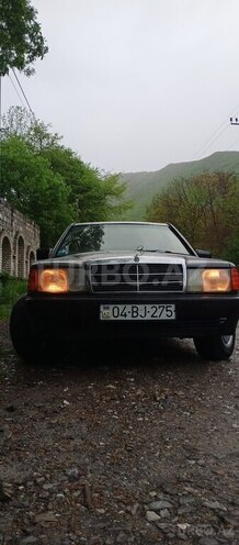 Mercedes 190 1986, 200,000 km - 2.0 l - Şəki
