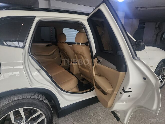 BMW X1 2010, 239,000 km - 2.0 l - Bakı