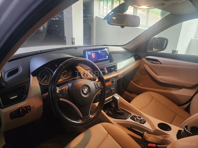BMW X1 2010, 239,000 km - 2.0 l - Bakı