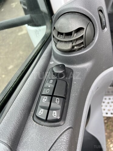 Mercedes Atego 818 2006, 326,000 km - 4.3 l - Bakı