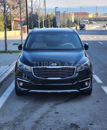Kia Carnival 2015, 270,000 km - 2.2 l - Bakı