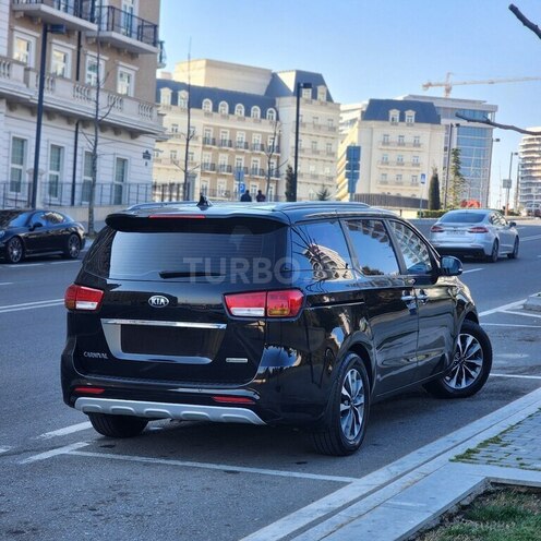 Kia Carnival 2015, 270,000 km - 2.2 l - Bakı