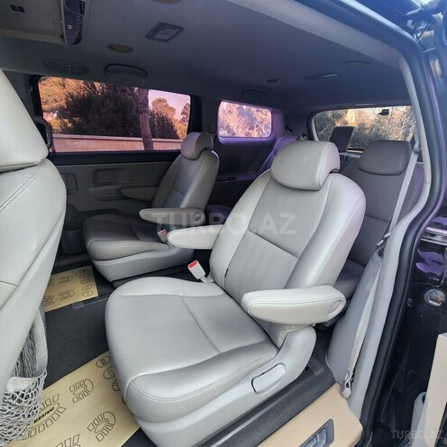 Kia Carnival 2015, 270,000 km - 2.2 l - Bakı