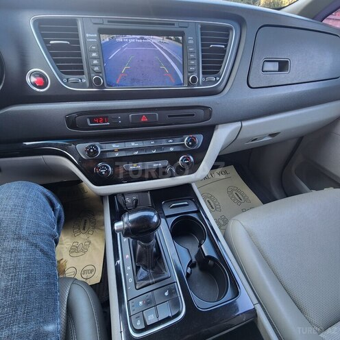 Kia Carnival 2015, 270,000 km - 2.2 l - Bakı