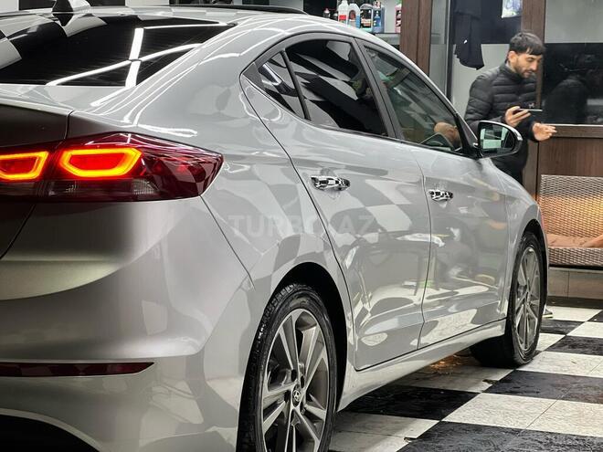 Hyundai Elantra 2017, 165,000 km - 2.0 l - Bakı